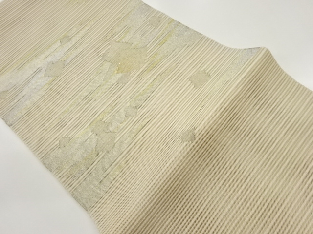 絽綴れ霞に色紙模様織出し名古屋帯